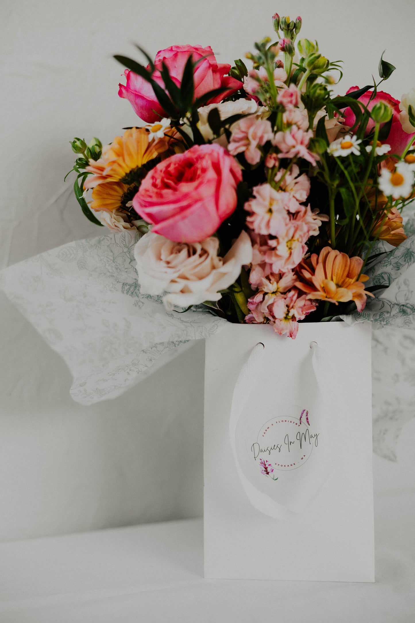 Tote-Ally in Love