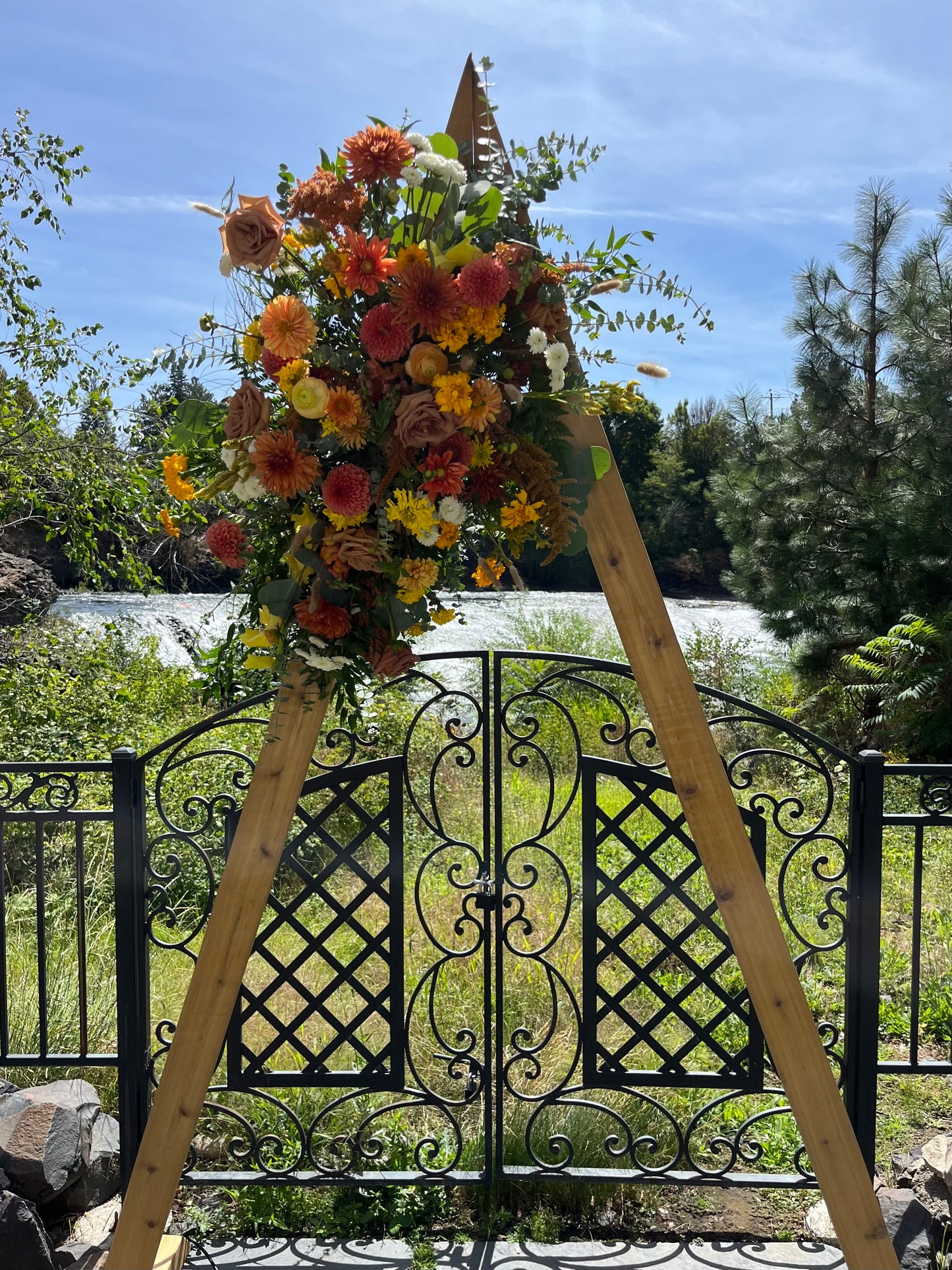 Flower & Foliage Spray